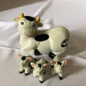 Very cute cow an baby